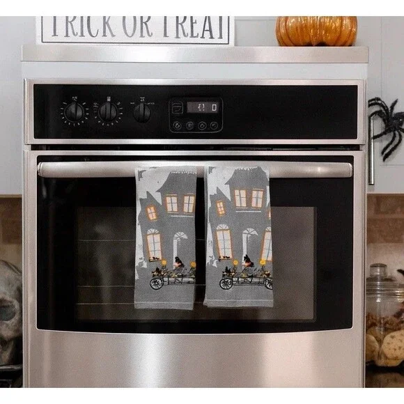 FAO Schwarz Towels Set Gray Halloween Skeleton Haunted House Kitchen Decor - Picture 2 of 7